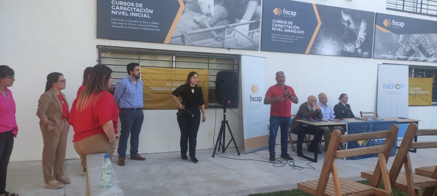 Cierre de cursos y entrega de certificados en FOCAP