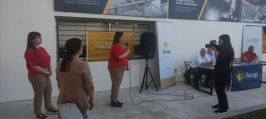 Cierre de cursos y entrega de certificados en FOCAP