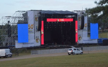 Se celebraron inauguraciones en el Parque de la Hispanidad en la previa del quincuagésimo Festival de Nacional de Folklore.