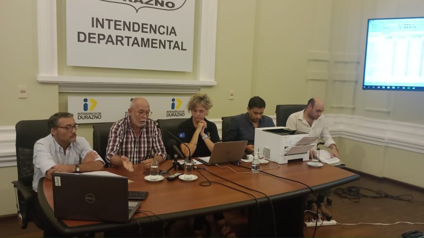 Las redes al rojo vivo, polémica en Durazno por cambio de fallo en certamen de las Llamadas