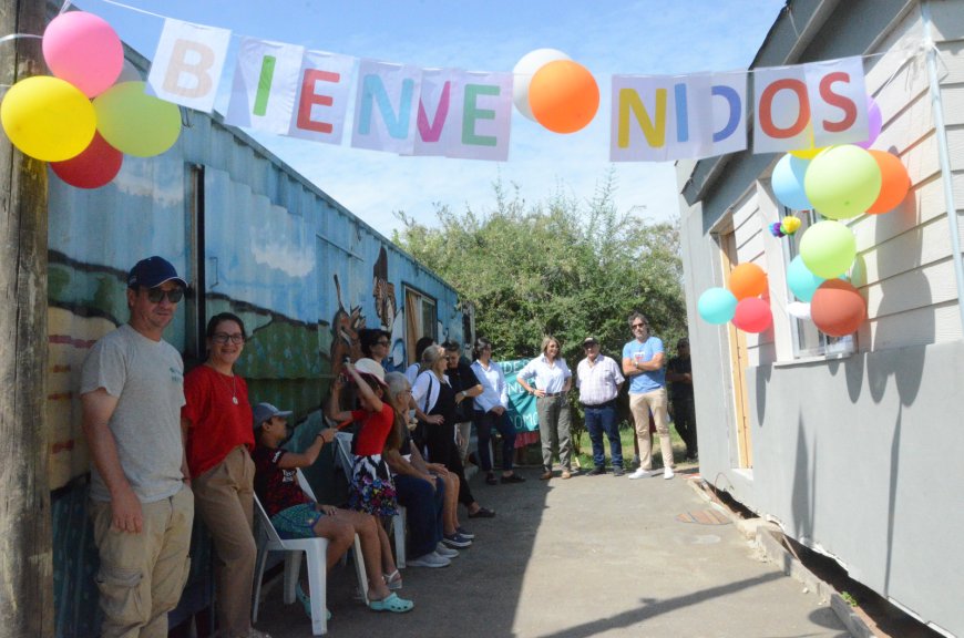 El Intendente Vidalín visitó Merendero Jardines del Hipódromo.