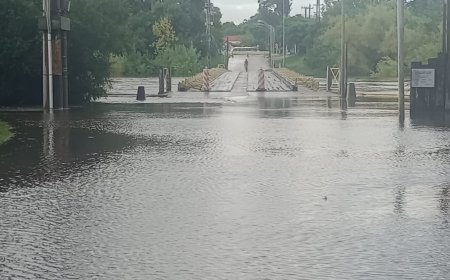 Puente "Viejo" nuevamente cerrado al tránsito por crecida del Río Yi