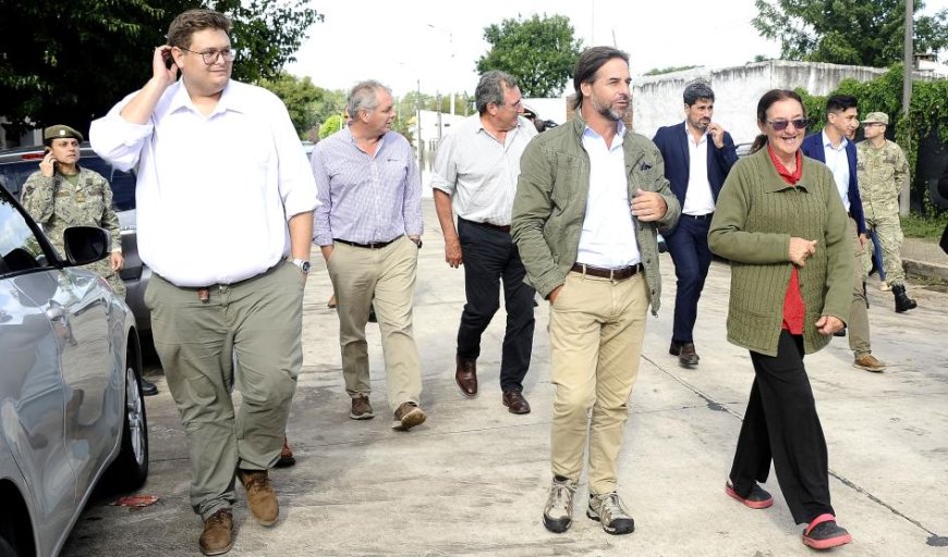 Lacalle Pou recorrió zonas inundadas en el departamento de Florida