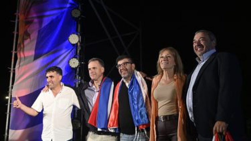 El Frente Amplio dio una muestra de unidad y llamó a "preparar al Uruguay para un cambio permanente"