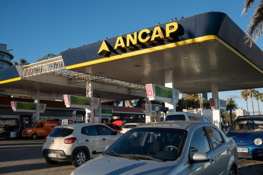 Ancap cobrará U$S 7 millones menos en abril por la decisión de que se mantengan precios