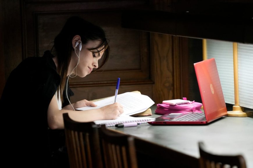 «Yo Estudio y Trabajo» para el sector privado: hasta el 10 hay plazo para anotarse Más de 80 empresas del sector privado brindarán primera experiencia laboral a jóvenes