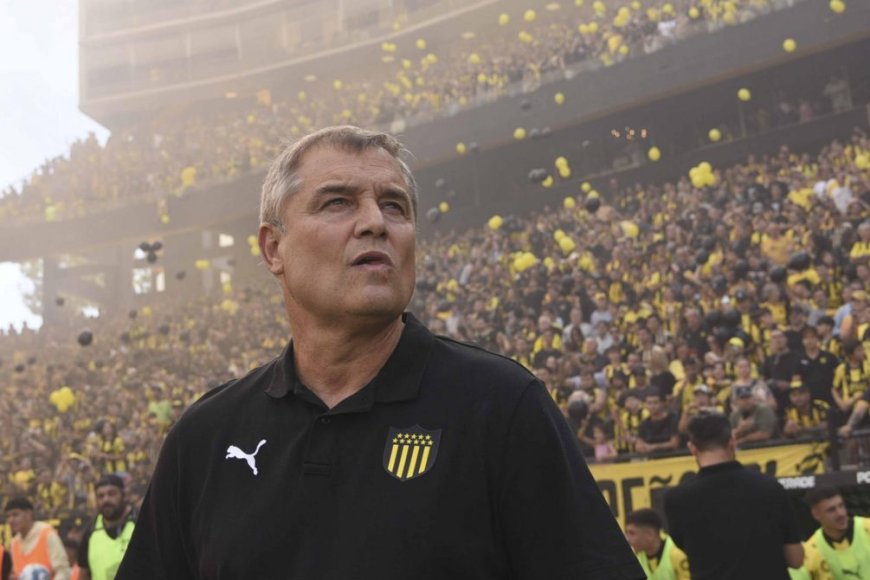 Peñarol ante Caracas por una victoria indispensable