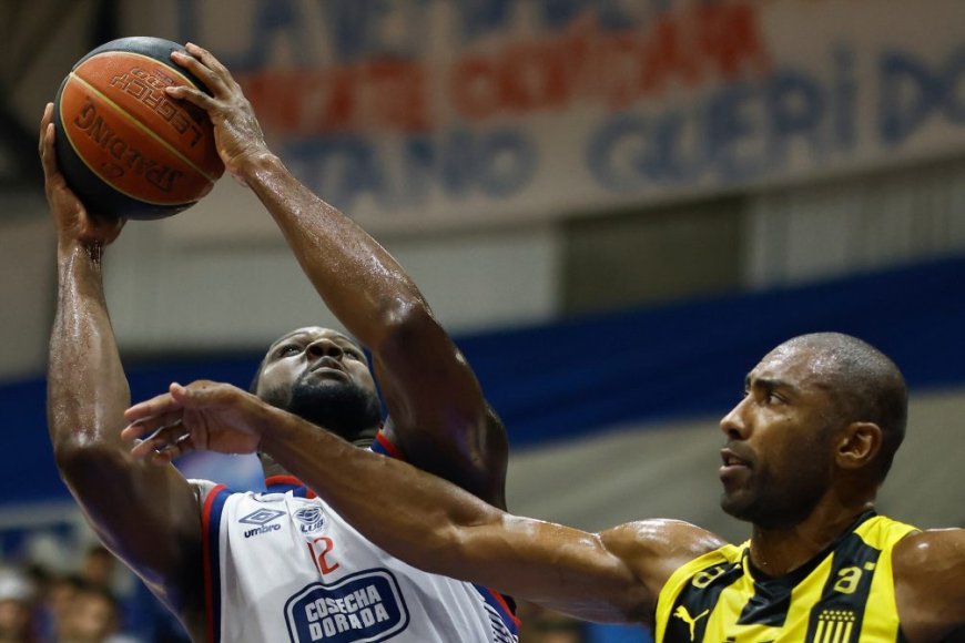 Peñarol-Nacional, clásico por la Liga Uruguaya de Básquetbol