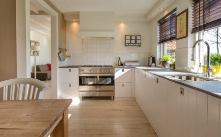 Uruguay tendrá la primera carrera de corredor inmobiliario y martillero público a distancia