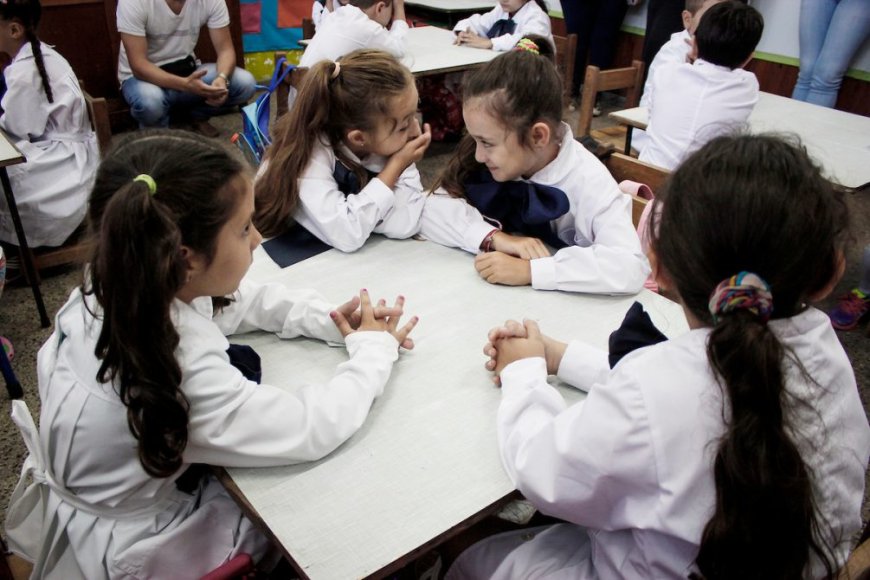 La sostenida caída en la matrícula de Primaria e Inicial desafía la propuesta educativa