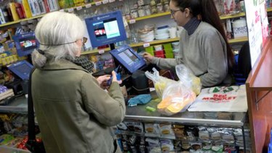 Comerciantes exigen a los candidatos que modifiquen la ley de inversiones