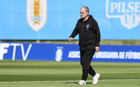 Con todos los jugadores ya entrenando, Bielsa dio la lista de convocados