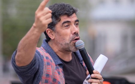 Andrade responde a Diego Labat sobre el plebiscito: «El sistema mixto fue un fracaso»