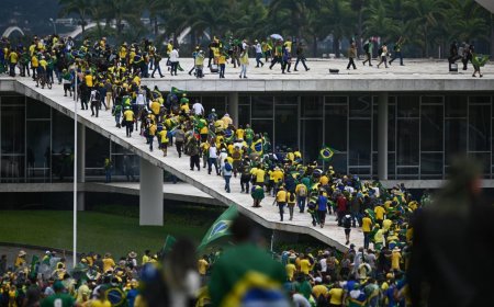 El asalto de Brasilia dos años después: 371 condenas, 61 fugitivos y Bolsonaro en el foco