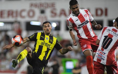 Apertura: River Plate rescató un valioso 1-1 ante Peñarol en el Parque Saroldi