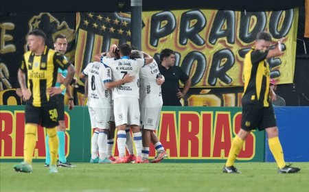 Liverpool derrotó 3-0 a Peñarol y se mantiene como líder del Apertura