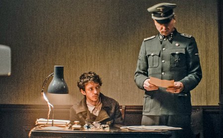 Por qué tienes que ver El Profesor Persa: una película que te atrapa y no te suelta