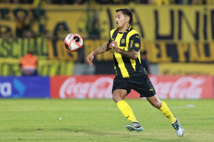 Más problemas para Peñarol: Darias rompió ligamentos cruzados de la rodilla