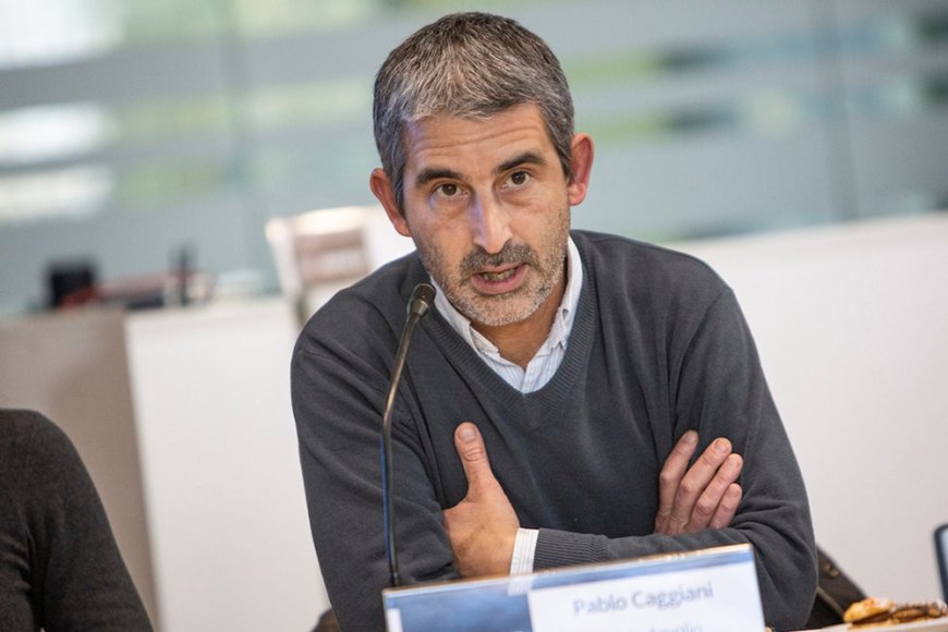 Caggiani plenteó prioridades: inicio de curso, superpoblación, accesibilidad, ausentismo