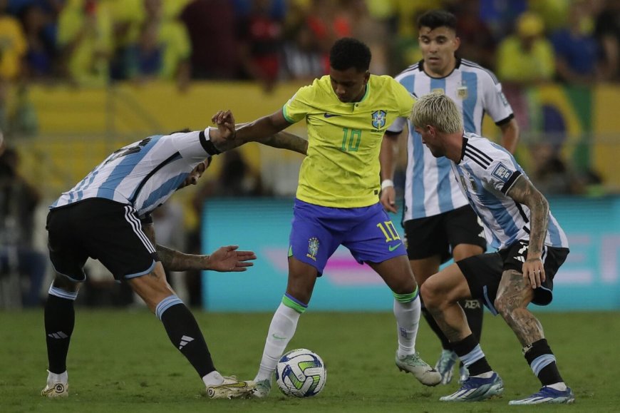 Se juega íntegra la fecha 14 de las Eliminatorias