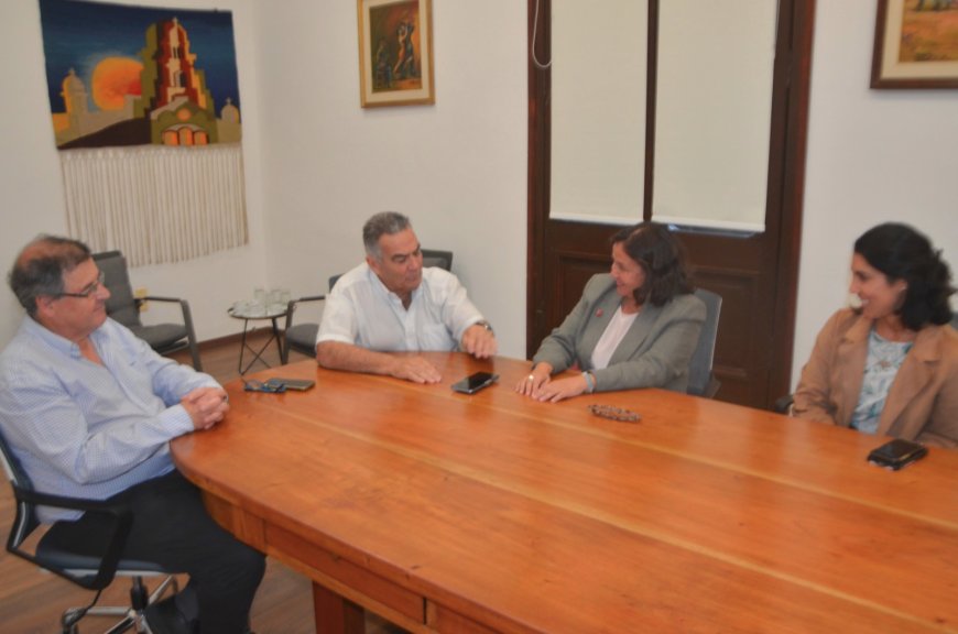 Vidalín recibió la visita de la Embajadora de Canadá, Carmen Sorger