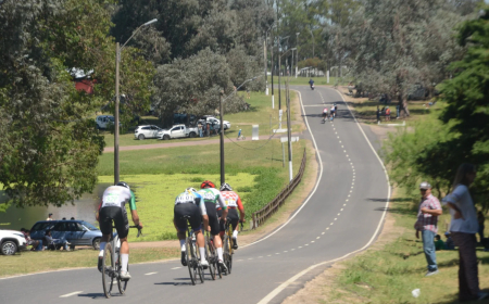 Durazno sede de la 1ra Vuelta Ciclista Internacional Máster y Femenina