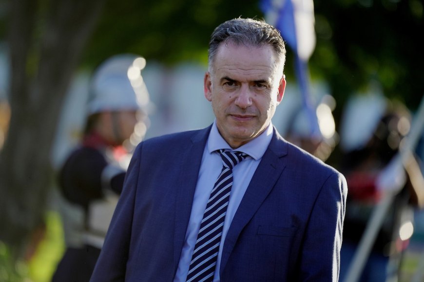 El presidente Orsi llegó a Honduras para participar de la Cumbre de la Celac