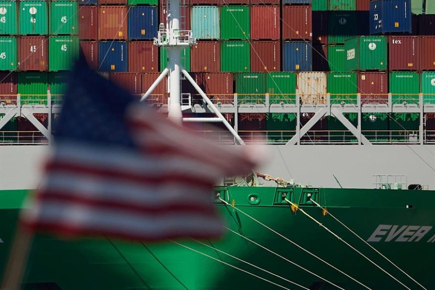La noticia del día: China sube los aranceles sobre bienes de EE. UU. hasta el 125 %