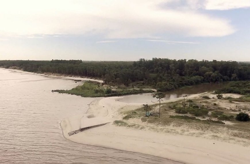 Poder Ejecutivo firmó con Aguas de Montevideo la suspensión por 90 días del contrato por el proyecto Arazatí