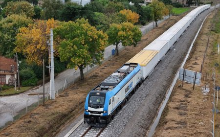 Firman convenio de cooperación para diseñar un plan maestro de transporte ferroviario