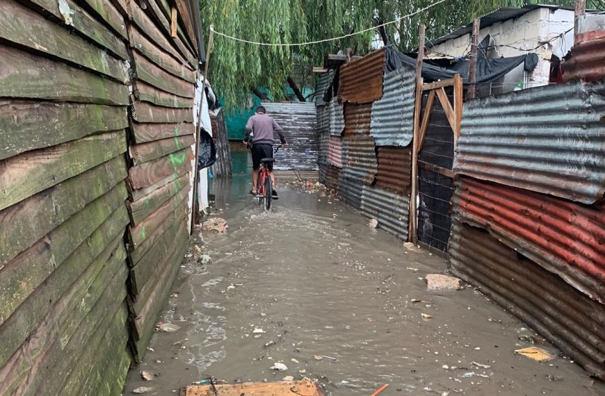 Uruguay: el total de personas bajo la línea de pobreza en 2024 se ubicó en 17,3%, y en niños menores de 6 años 32%