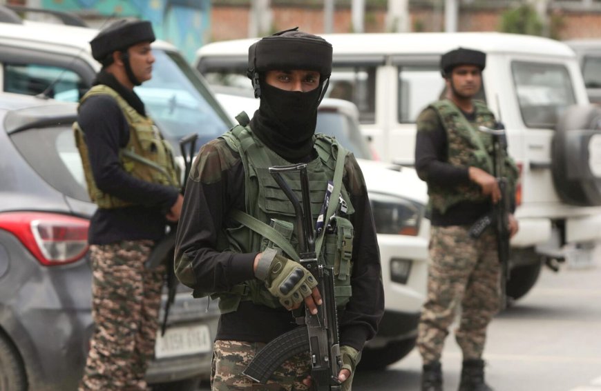 India y Pakistán acuerdan continuar el alto el fuego y discutir la reducción de tropas