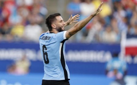 Uruguay-Venezuela: un cambio seguro y una duda en el equipo que prepara Marcelo Bielsa