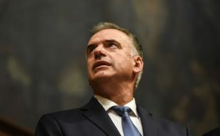 Yamandú Orsi emprende una intensa agenda internacional