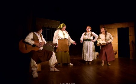 'La loca del Bequeló' se presenta este fin de semana en el Pequeño Teatro de Durazno