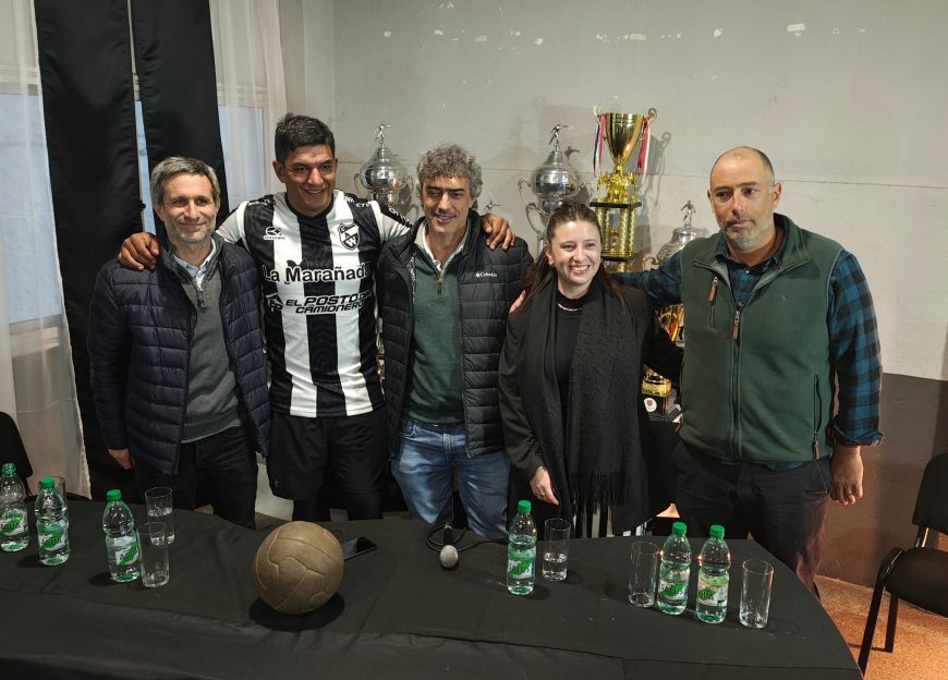 Diego Polenta fue presentado oficialmente en el Club Atlético Wanderers