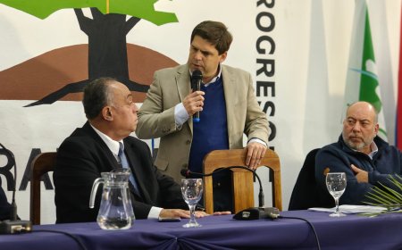 Algorta participó en la asunción del Alcalde Mario César Pereyra en Sarandí del Yí