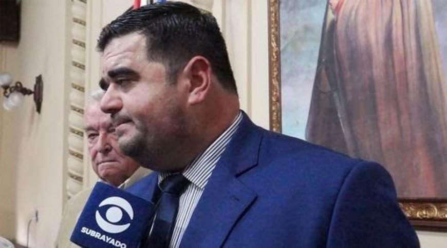 'Hay cosas nuevas por las que preocuparse, por las que ocuparse', dijo Nicolás Olivera al iniciar su segundo mandato