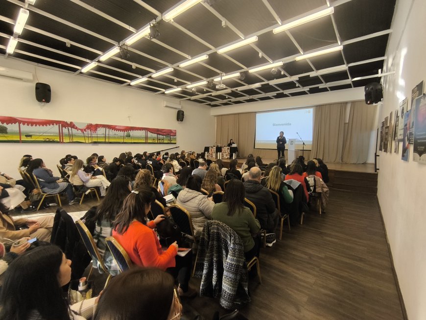 Profesionales de Durazno se capacitaron en ciudadanía digital y prevención de violencia en entornos digitales