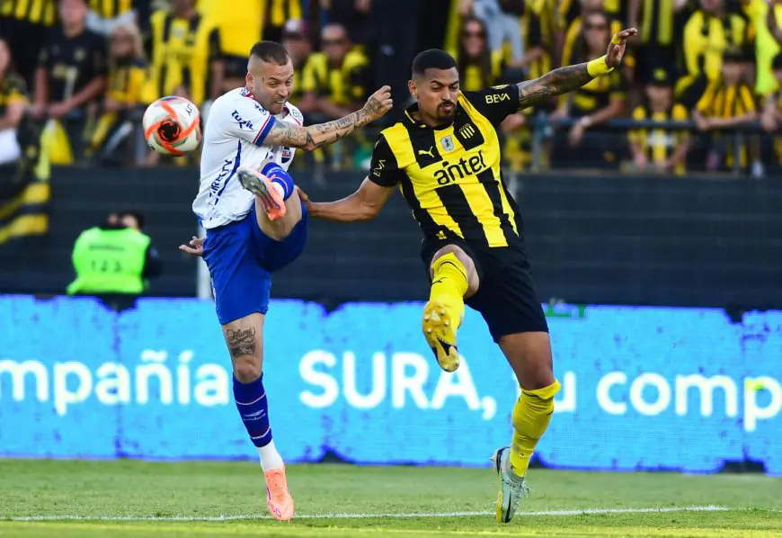 Nacional-Peñarol en el GPC por el Apertura: cómo verlo, horario y alineaciones del clásico