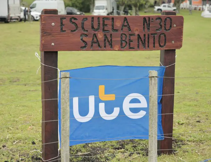 UTE redobla su compromiso con la educación, la cultura y la tecnología en el Día Internacional de la Luz