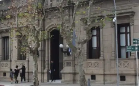Abren llamado para psicólogos y trabajadores sociales con una carga de 20 horas semanales