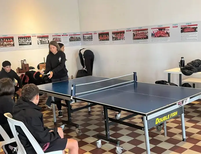 Estudiantes de tres liceos clasificaron a la etapa regional de Tenis de Mesa de los Juegos Deportivos Nacionales