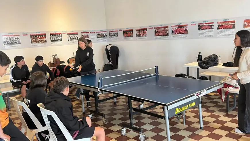 Estudiantes de tres liceos clasificaron a la etapa regional de Tenis de Mesa de los Juegos Deportivos Nacionales