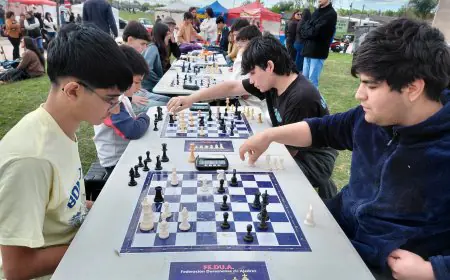 Augusto Grassi ganó el 4° Torneo de Ajedrez “Emprende” en la Feria REDEX